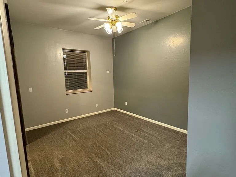 610 N 100 W — Photo 5