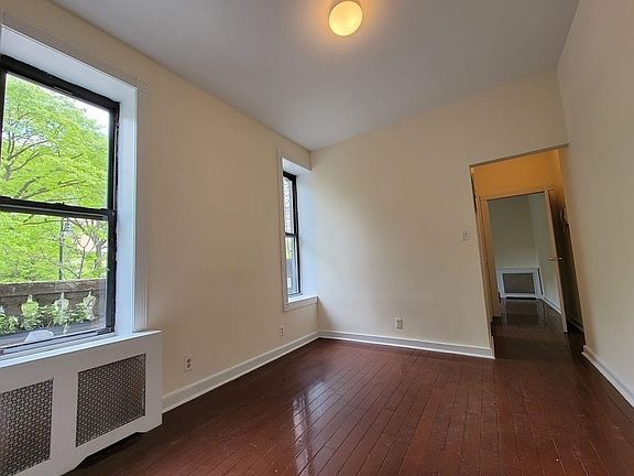 2nd image of 159 2nd Ave APT 2