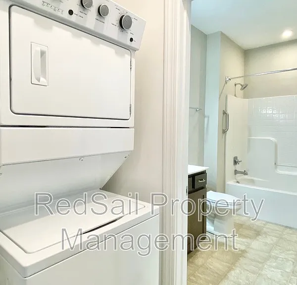217 Manor Dr — Photo 18