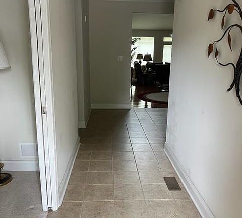 4th image of 137 Honors Ln