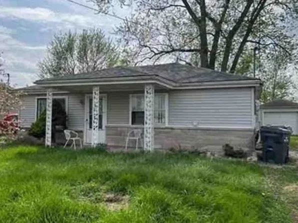 1727 S Nebo Rd, Yorktown, IN 47396