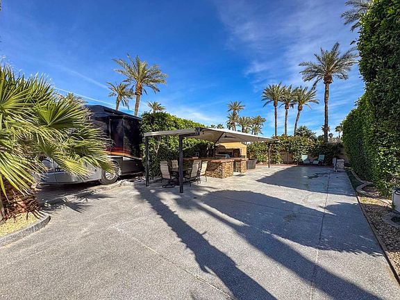 2nd image of 80394 Avenue 48 #117