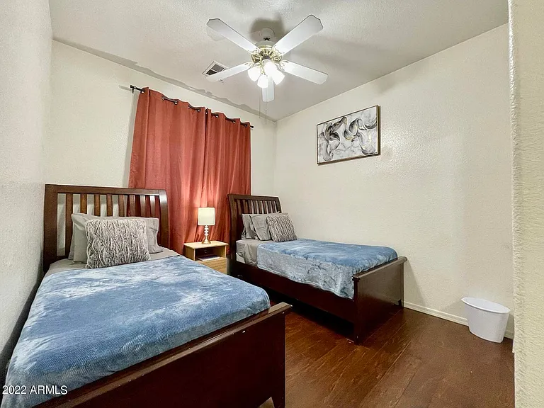 2742 W Ivanhoe St — Photo 20