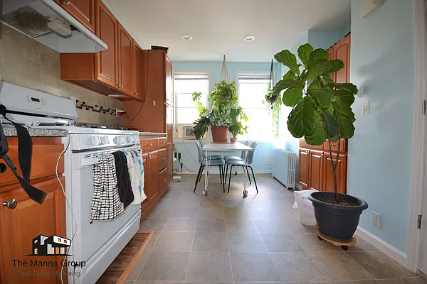 Rented by Bold New York | media 8