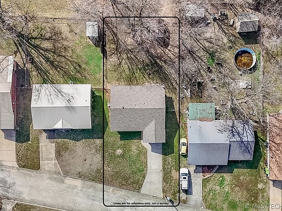 2nd image of 2217 E Meandering Way