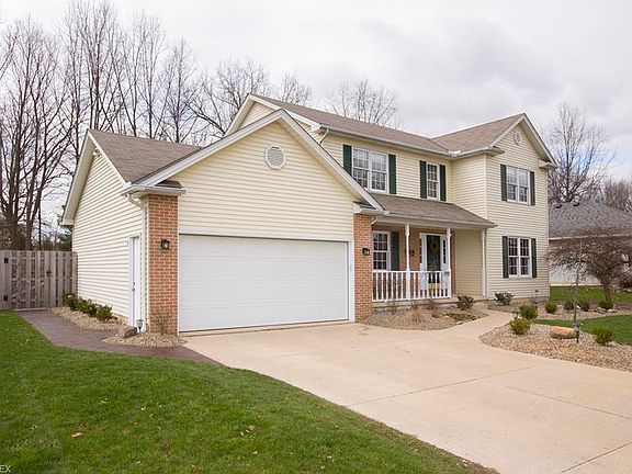 2nd image of 1048 Woodland Chase