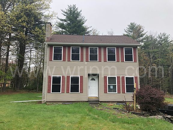 2nd image of 7 Pinecrest Dr