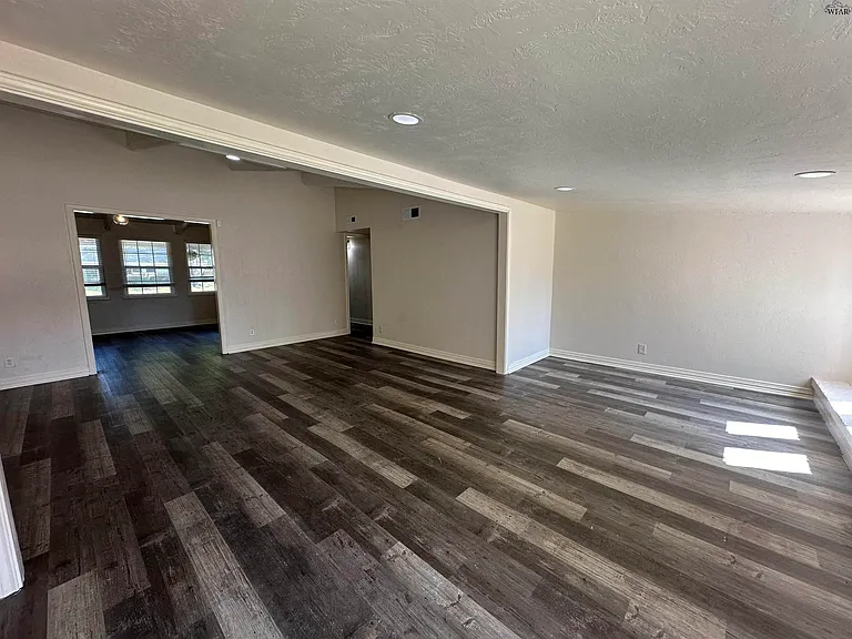 4103 Berwick Dr — Photo 12