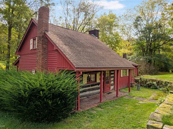 396 E 4th St, Zoar, OH 44697