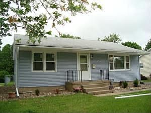 1st image of 1841 McMasters Ave