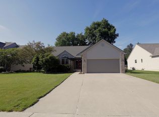 2345 Chestnut Cres, Saline, MI