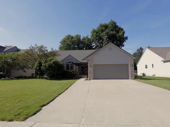 2345 Chestnut Cres, Saline, MI 48176