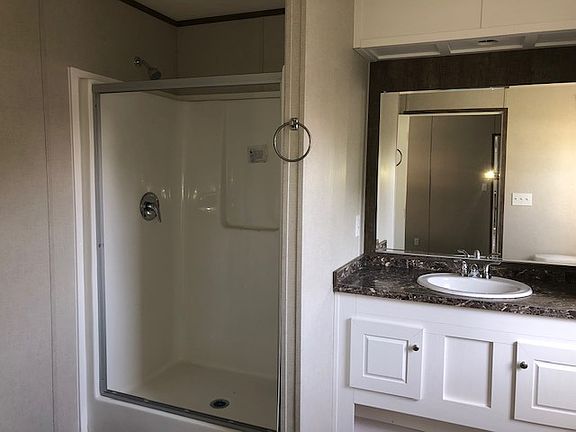 3rd image of 2422 Radford Ave