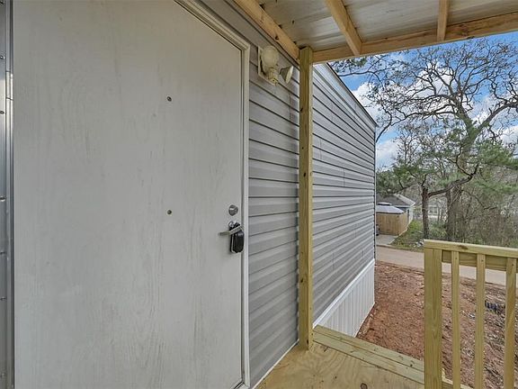 3rd image of 11649 Vistawood St