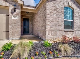 1815 Douglas St, Howe, TX 75459