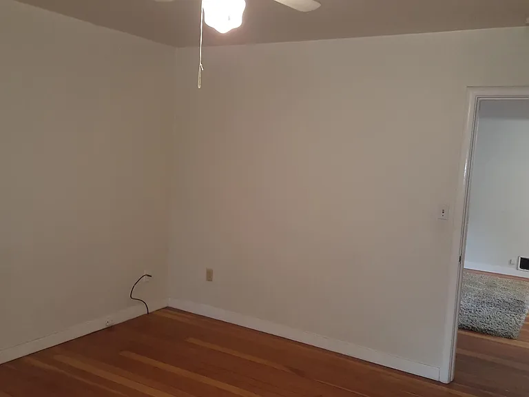 627 Rose Ave #4 — Photo 14