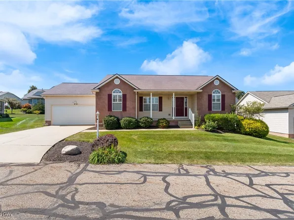 954 Cabot Dr, Canal Fulton, OH 44614