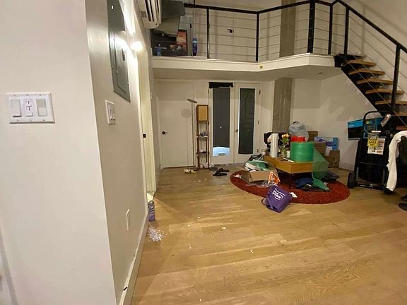 3rd image of 152 Manhattan Ave #4