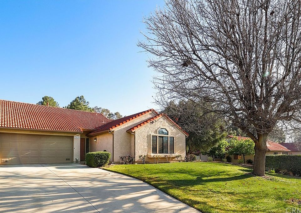 1st image of 19979 Avenue Of The Oaks