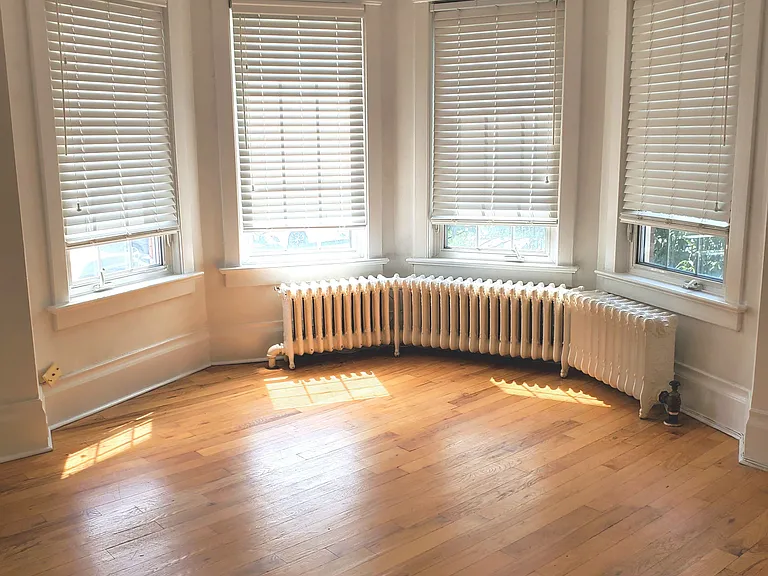 1 Maynard Ave #1 — Photo 8