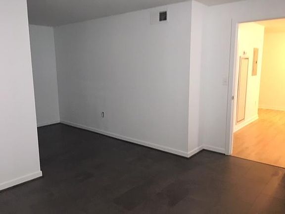 2nd image of 3301 Henry Ave #216