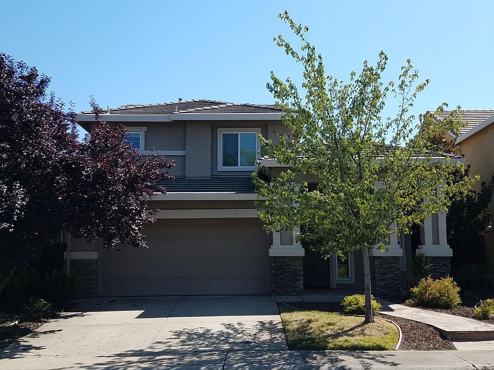1st image of 680 Plum Creek Ct