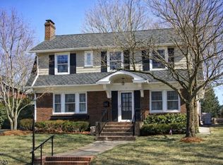 7 Wayland Dr, Verona Twp., NJ 07044