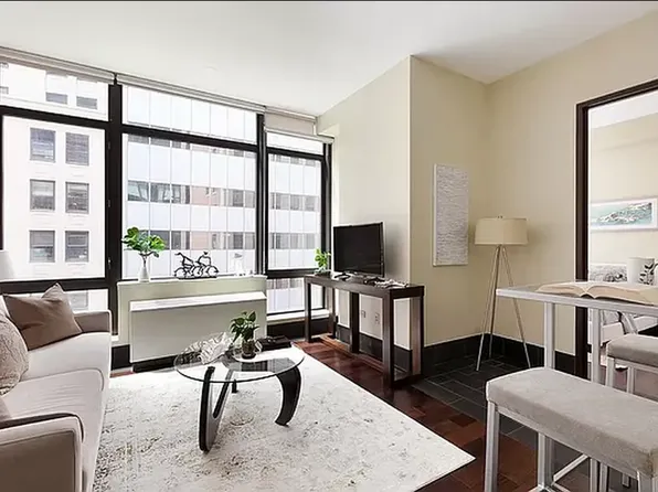 40 Broad Street 14D image 3 of 10