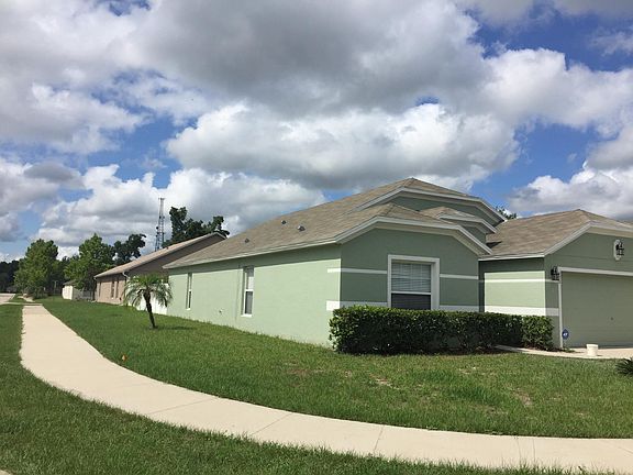 Front Left Corner view