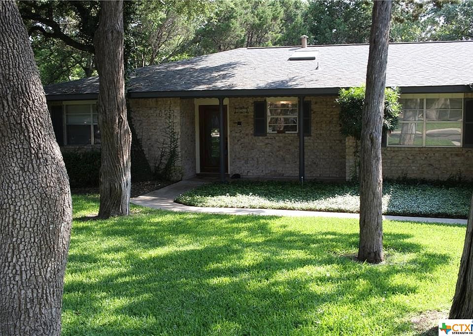 1st image of 973 Timber Dr