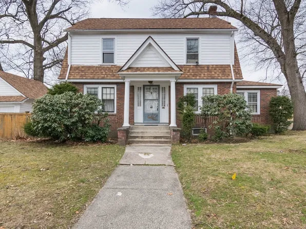 770 Dickinson St, Springfield, MA 01108