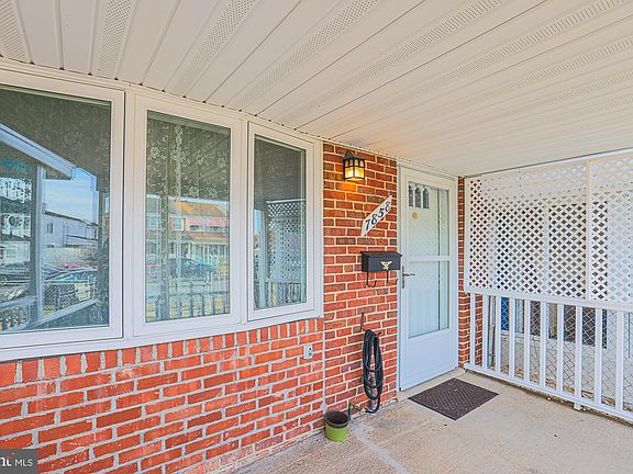 3rd image of 7858 Saint Claire Ln