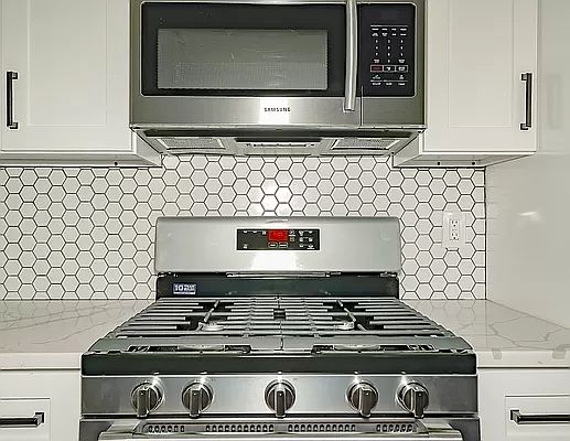 2nd image of 1066 Mace Ave