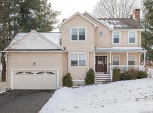 65 Vanderbilt Rd, Bristol, CT 06010