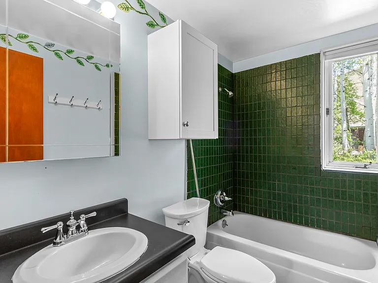144 Fairway Dr — Photo 11