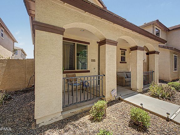 3rd image of 7352 W WINDSOR Avenue