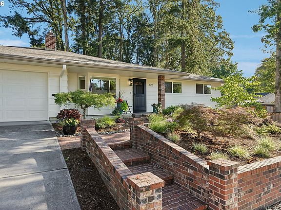 2nd image of 11255 SW Timberline Dr
