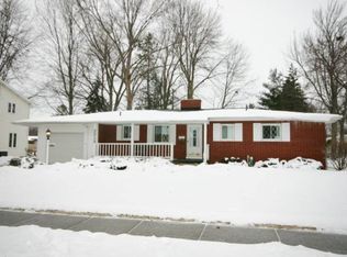 2213 Belaire St, Midland, MI 48642