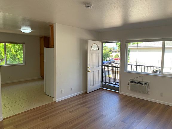 5th image of 1267 Coronado Dr APT 3