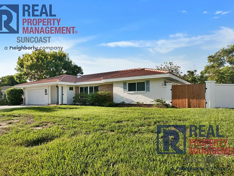 2804 Bougainvillea St — Photo 3