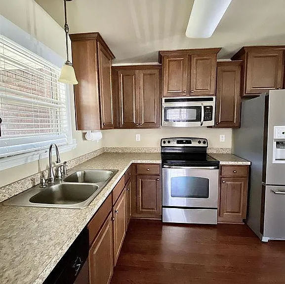 145 Fields Pond Dr — Photo 8