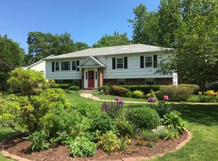 111 Kingsbury Rd, New Rochelle, NY 10804