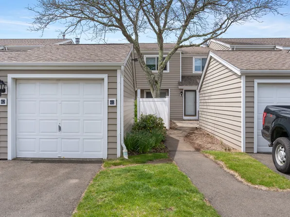 40 Peddlars Drive #40, Branford, CT 06405