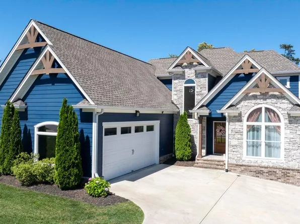 206 Goose Creek Cir, Soddy Daisy, TN 37379