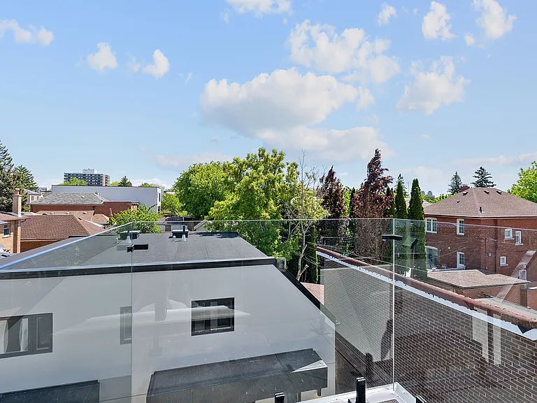 587 Oakwood Ave — Photo 101
