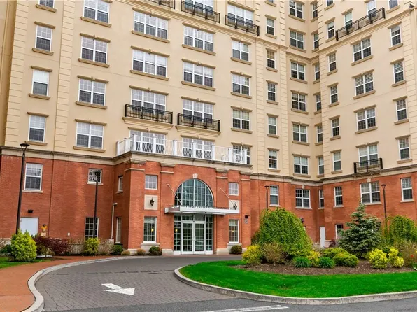 10 Byron Place #220, Larchmont, NY 10538