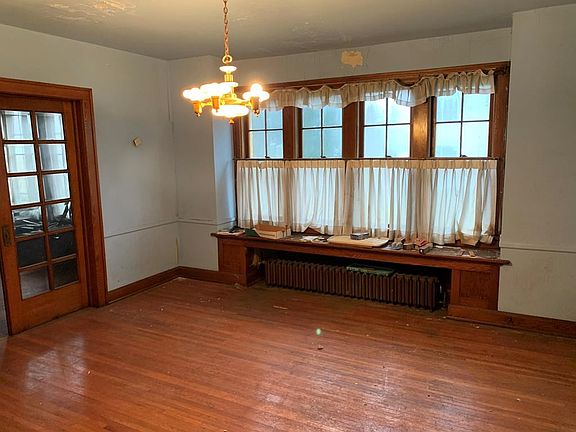 3rd image of 417 Lincoln Ave