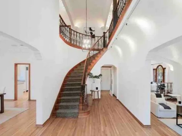 6538 Cahuenga Ter #1, Los Angeles, CA 90068