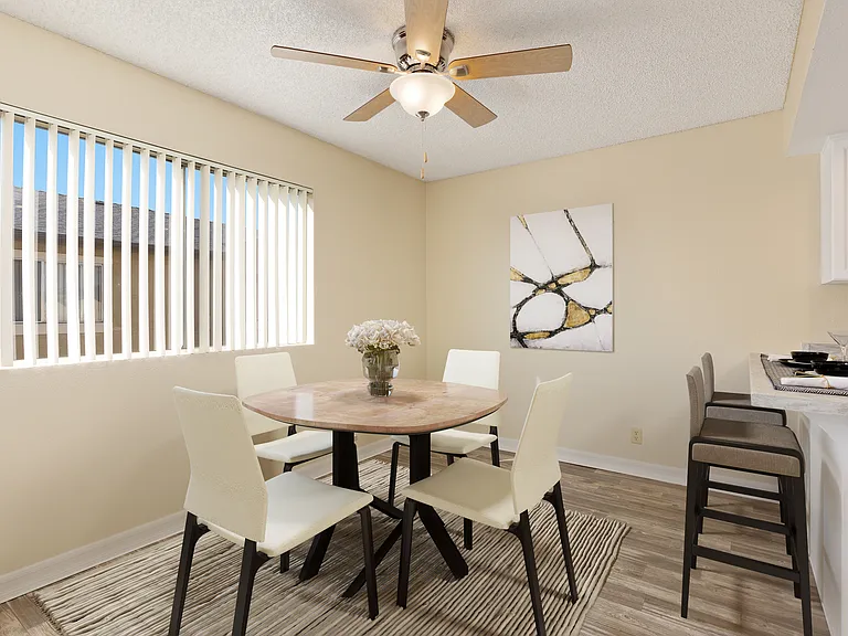 Wintergreen Apartments — Photo 6