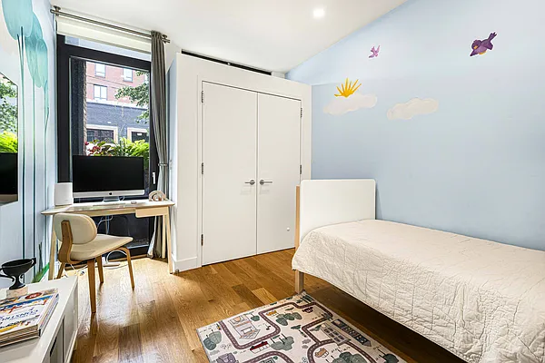 Sold by Level Group | media 11
